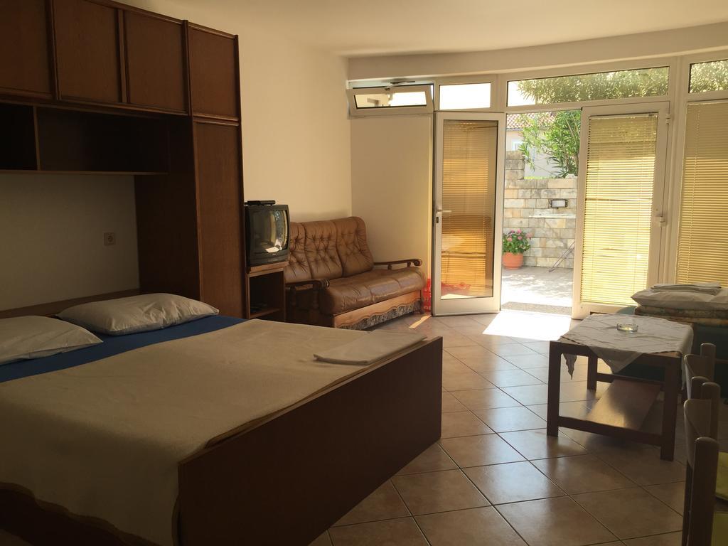 Apartment Antonia *