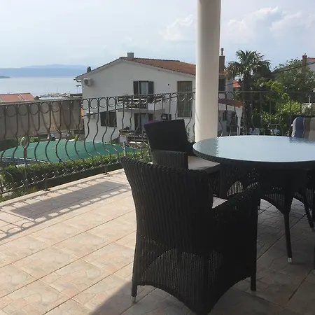 Apartments Antonia Malinska Exterior foto